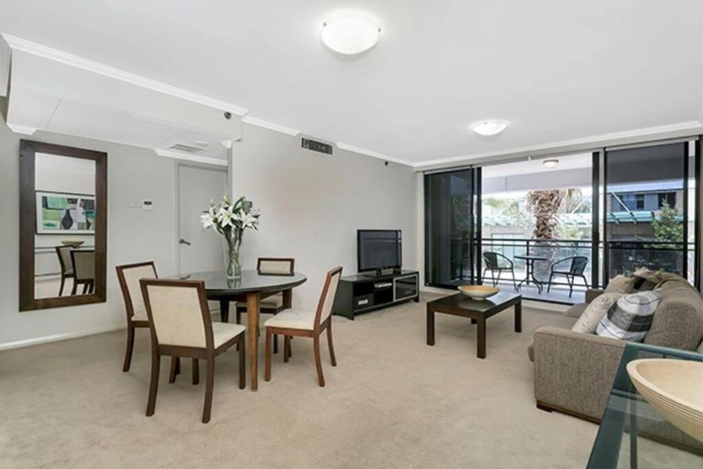 HERB1Tastefully Furnished & Designed St Leonards, Sydney (updated