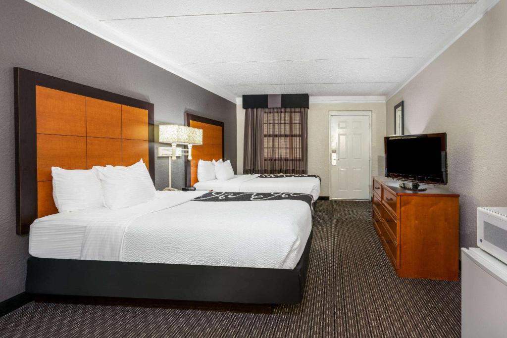 Super 8 by Wyndham The Woodlands North - Chambre Double De Luxe Avec 2 Lits Doubles