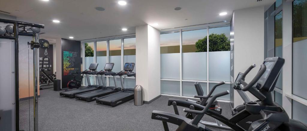 Fitness centrum a/nebo fitness zařízení v ubytování Hampton By Hilton Doha Old Town