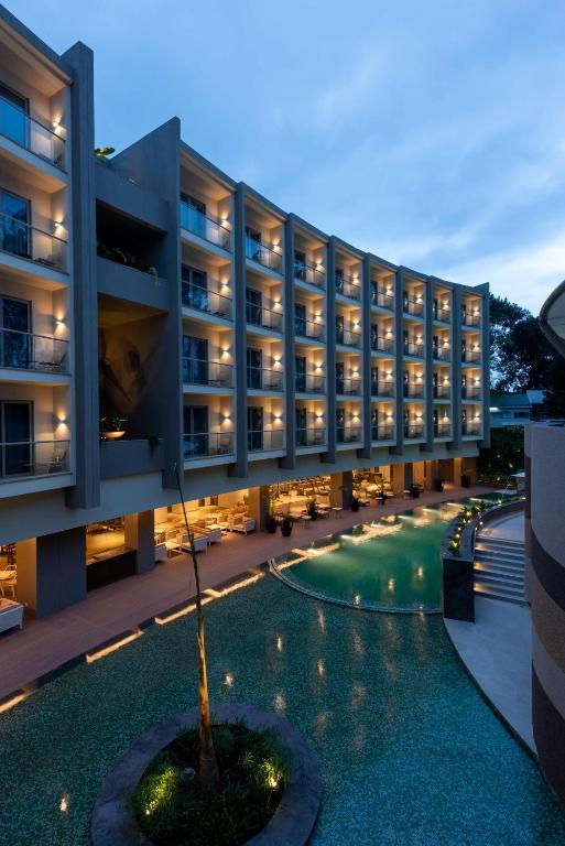 Bazén v ubytování Radisson Blu Hotel & Residence Nairobi Arboretum nebo v jeho okolí