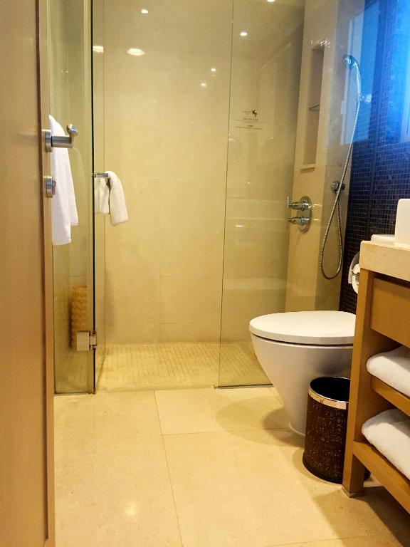 Phòng tắm tại Royal View Hotel