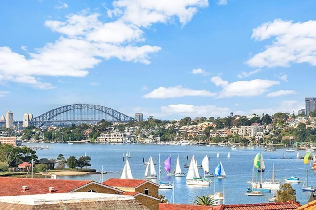 NAP13Harbour Bridge Views Modern 2BR Apartment, Sydney (updated