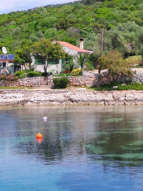 Sustainable Sun Powered Holiday home Liski 3
