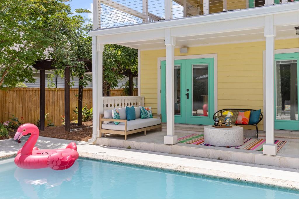 93 Woodward, Destin Updated 2023 Prices