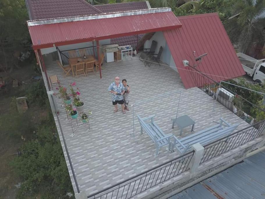 Balkón nebo terasa v ubytování A Unique and Cozy WholeHouse in Babak Samal Island