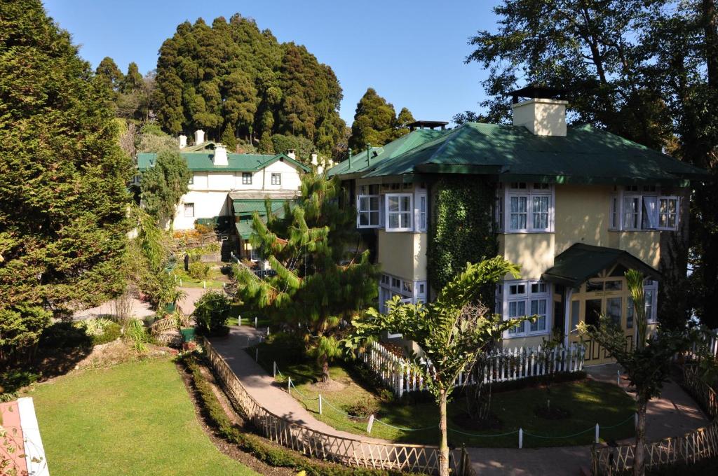 Gallery image of Windamere Hotel - A Colonial Heritage in Darjeeling