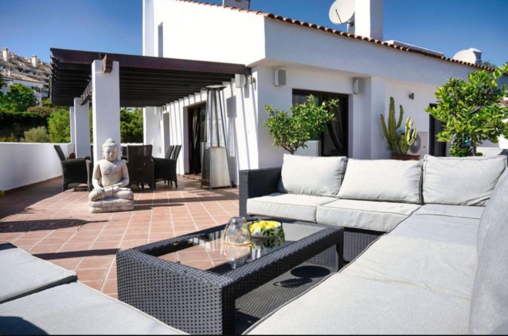 Duplex penthouse 3-bedroom Casa M3 Puerto Banus
