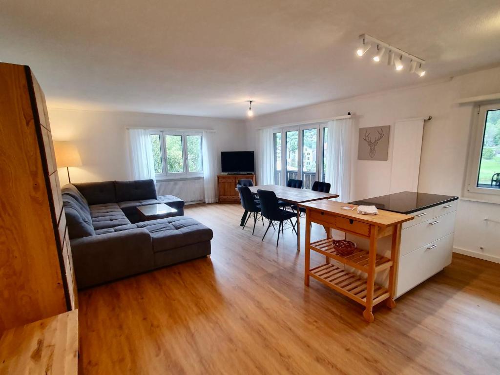 Posezení v ubytování Apartment Apt- 13 by Interhome