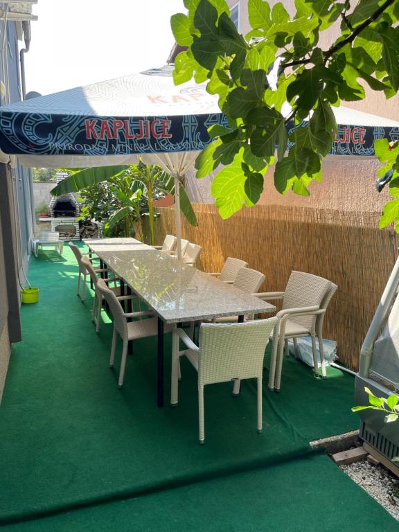 Fotografia z galérie ubytovania Apartmani Caganić Villa Bledi vo Viry