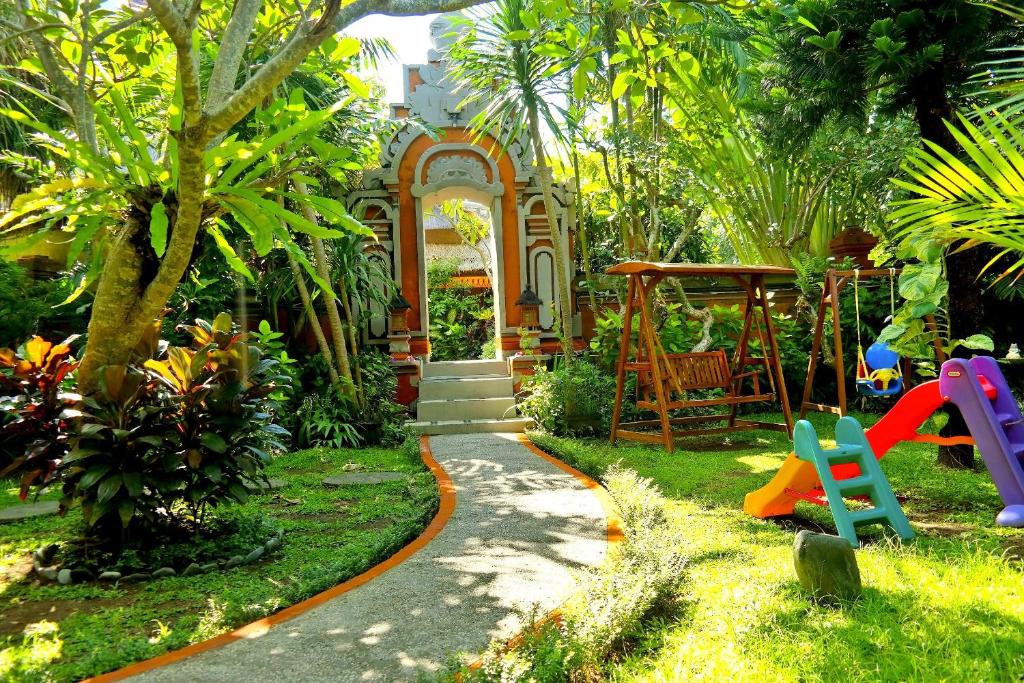 Zahrada ubytování Puri Cendana Resort Bali