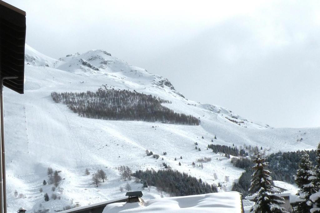 Au Coeur De La Station – photo 38