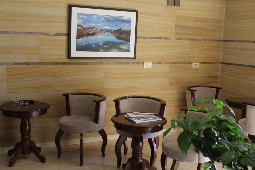 Ruang duduk di IN Hotel Zlatar ex Zlatarski Biseri