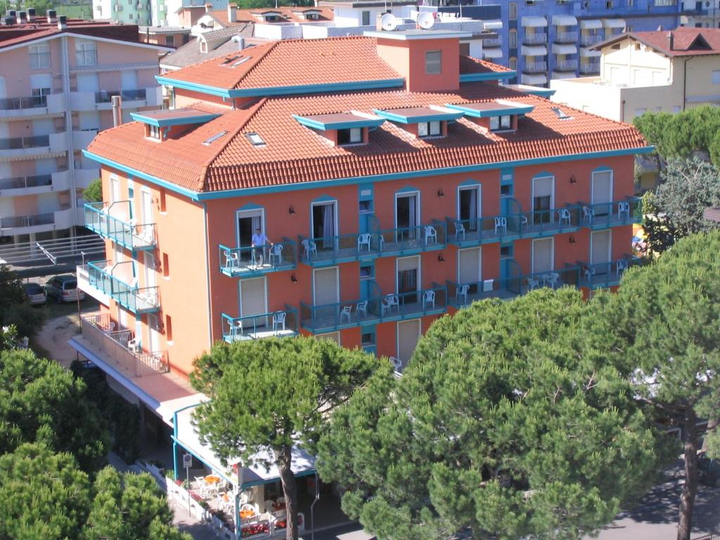 O edifício onde o hotel está situado