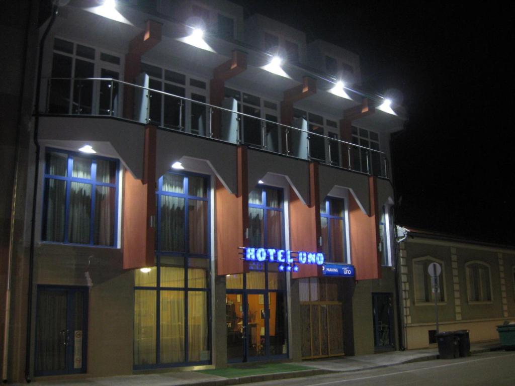 Budova, kde se hotel nachází