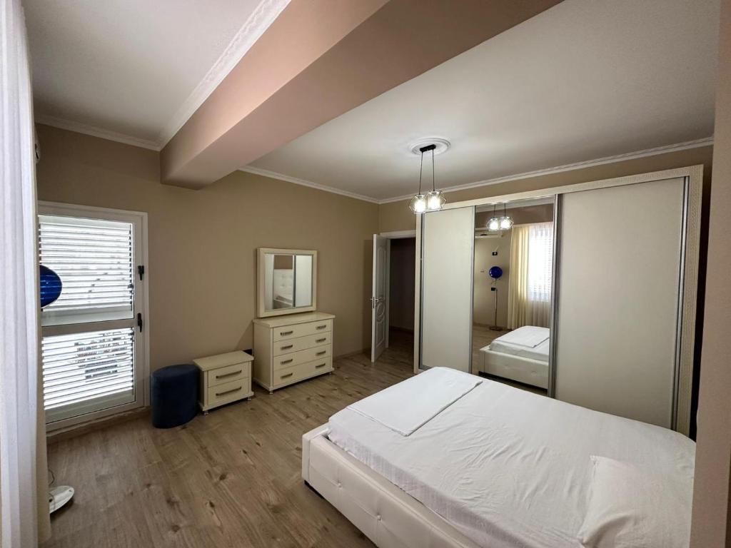 Luxury Apartment BB - Image 7
