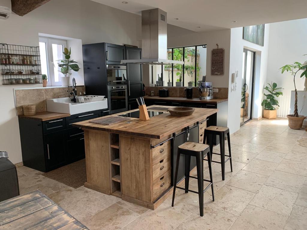 Gallery image of Grand appartement in Aramon