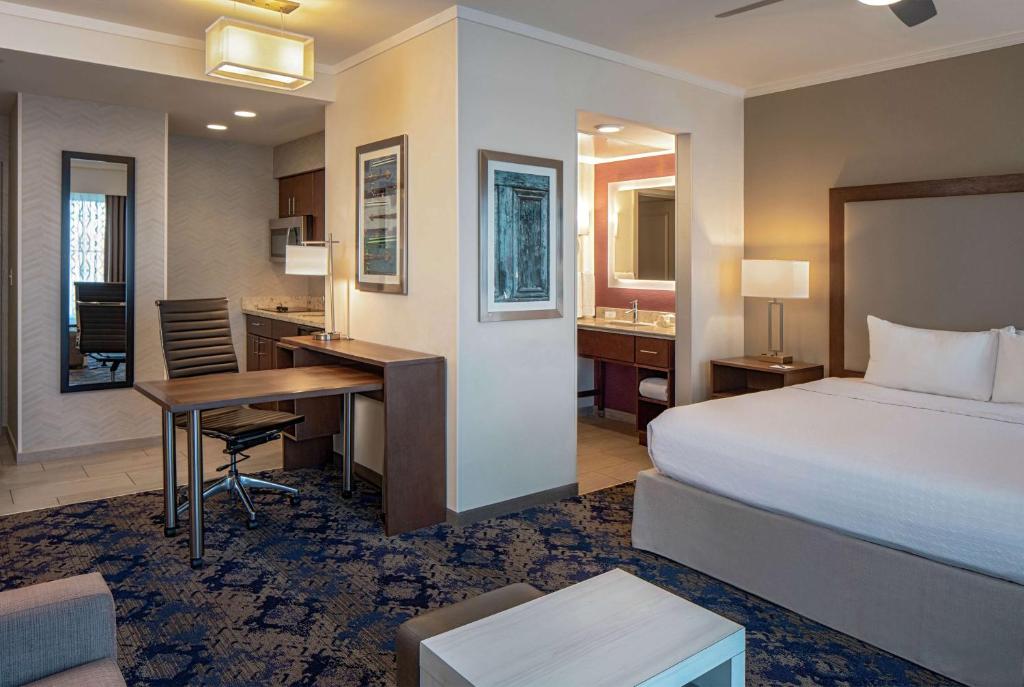 Homewood Suites By Hilton New Orleans French Quarter - 