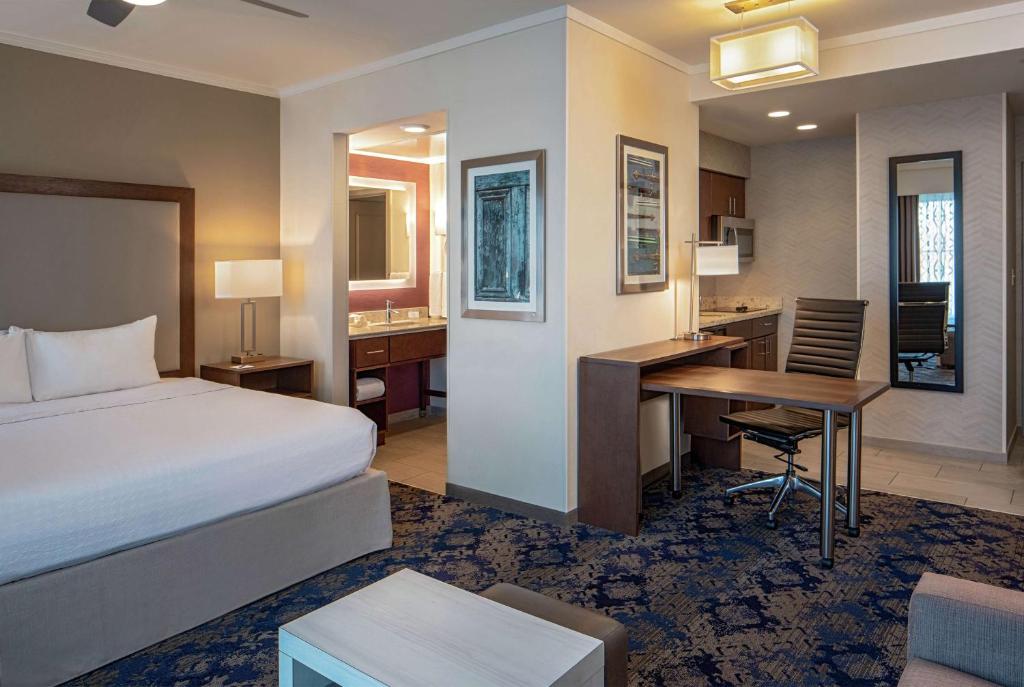 Homewood Suites By Hilton New Orleans French Quarter - 