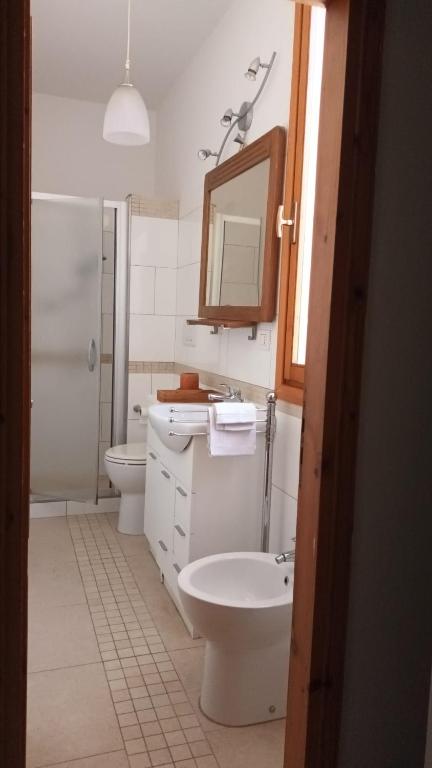 Koupelna v ubytování Il Conte di Montechiaro Rural B&B