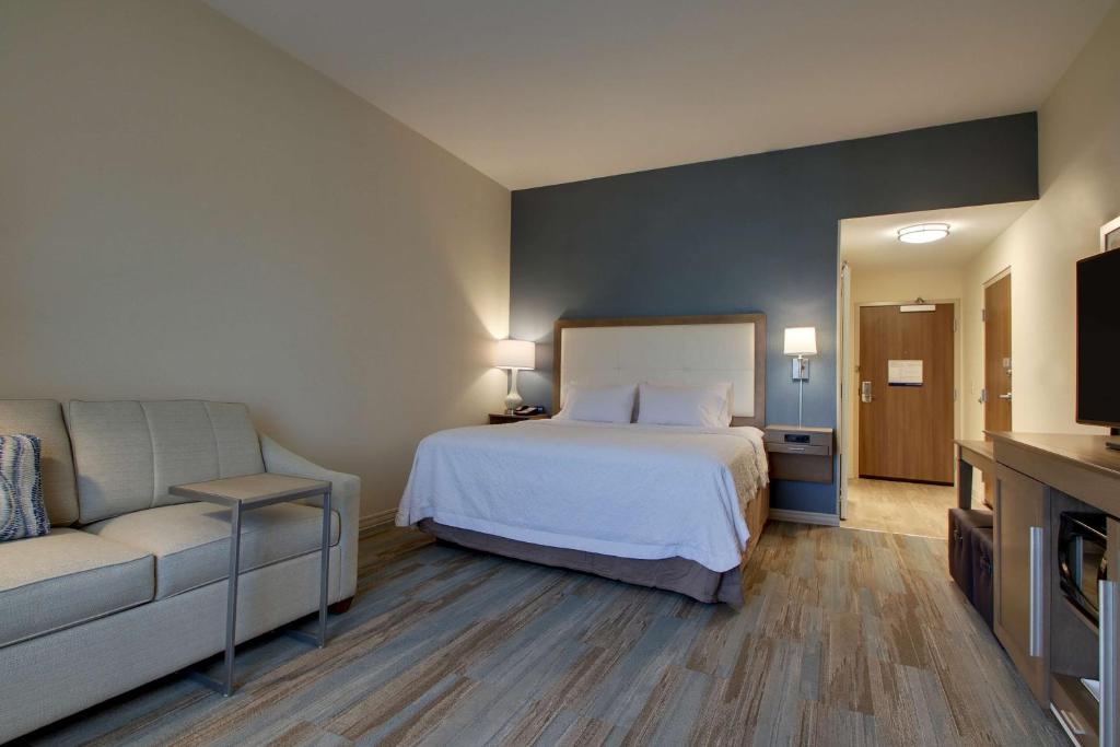 Hampton Inn Sneads Ferry Topsail Beach - King Room Con Divano Letto - Non Fumatori