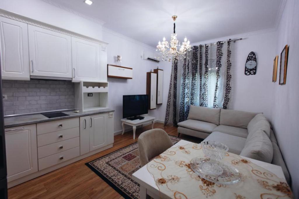 Shallvaret Center Apartment
