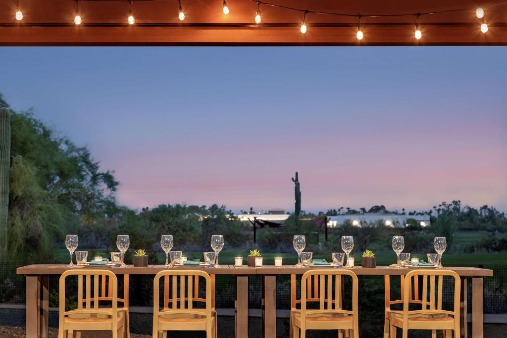 Balkón nebo terasa v ubytování Home2 Suites By Hilton Mesa Longbow, Az