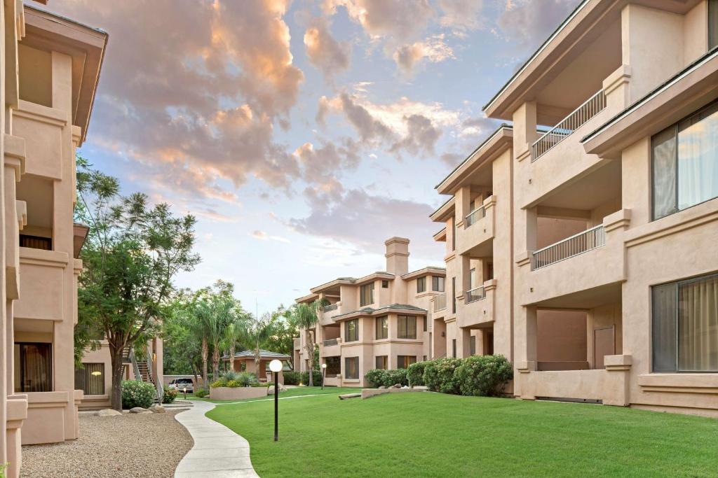 Hilton Vacation Club Scottsdale Links Resort photo