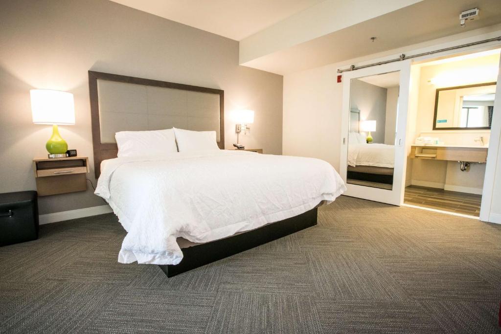 Hampton Inn & Suites Tempe/Phoenix Airport, Az photo