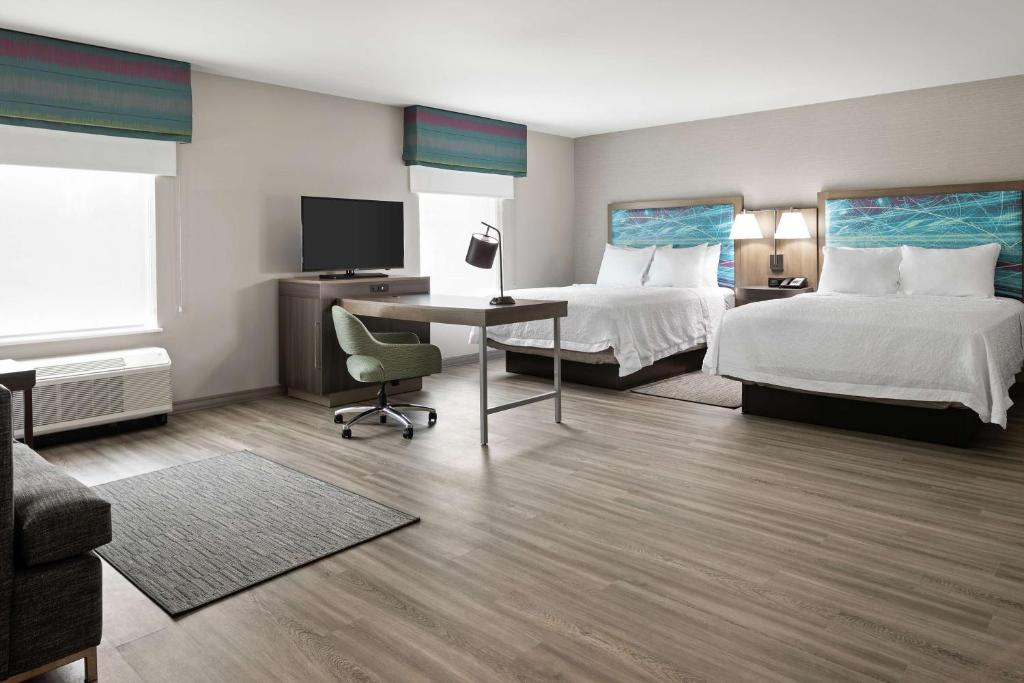 Hampton Inn & Suites Cranberry Township/Mars photo