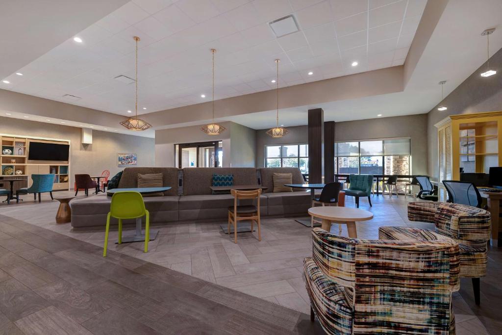 Home2 Suites by Hilton Gulf Breeze Pensacola Area, FL photo