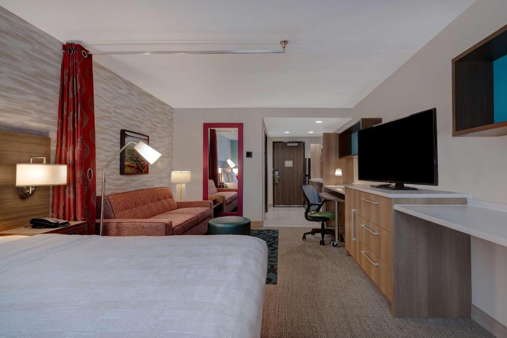 Home2 Suites By Hilton DeKalb - King Studio Suite - Non-Smoking