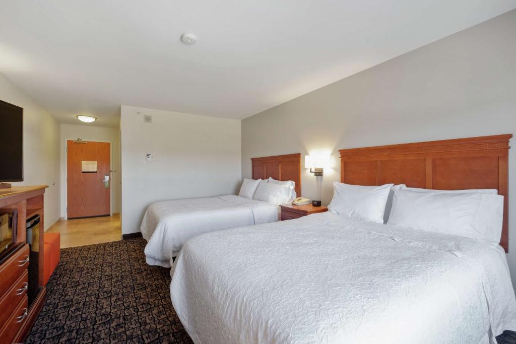 Hampton Inn & Suites Rockland photo