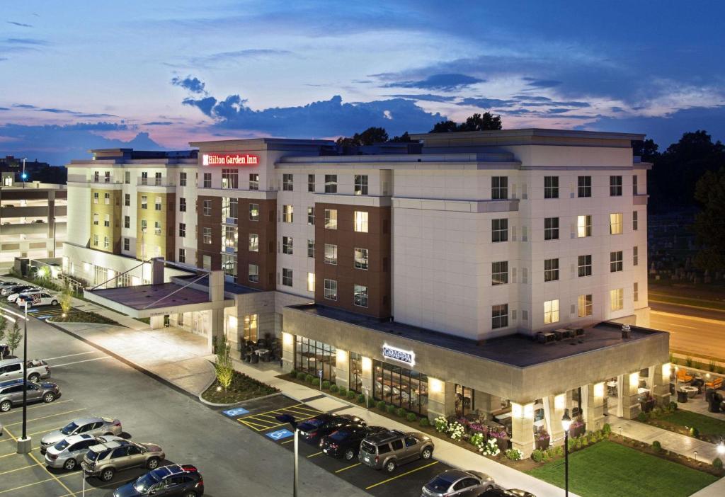 Hilton Garden Inn Rochester - University & Medical Center photo