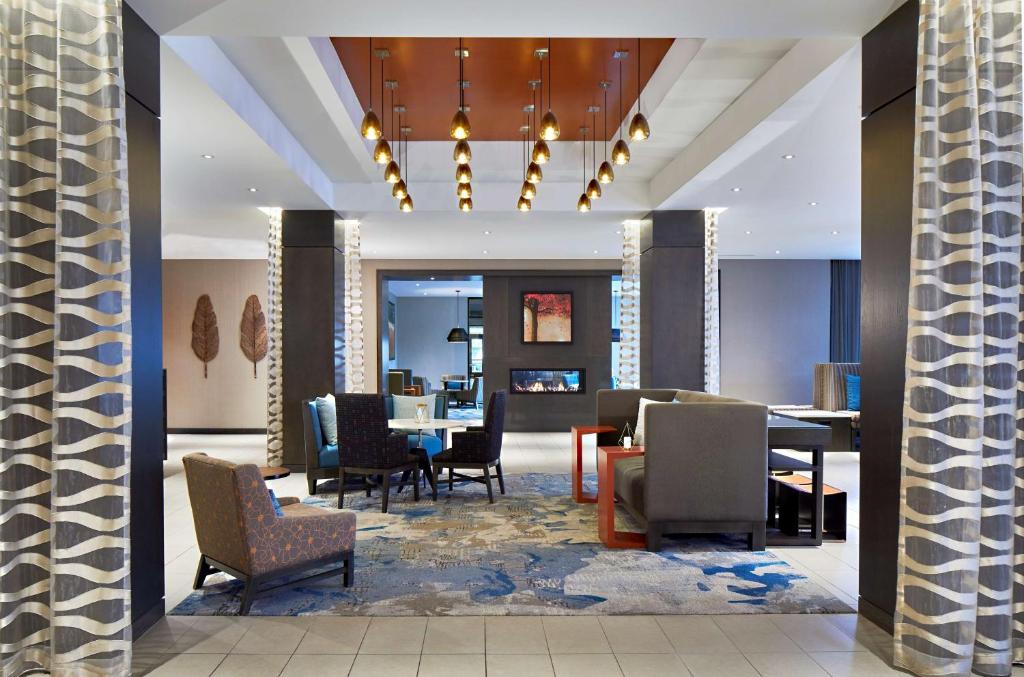 Hilton Garden Inn Rochester - University & Medical Center photo