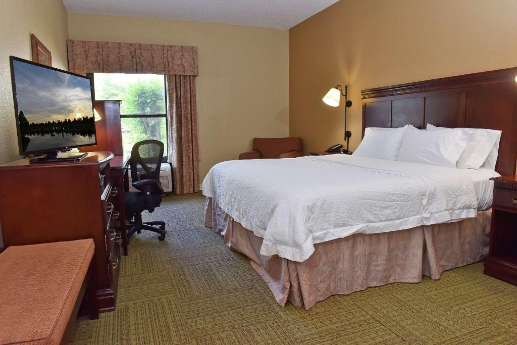 Hampton Inn Ruston - King Kamer Met Kingsize Bed – Niet-Rokers
