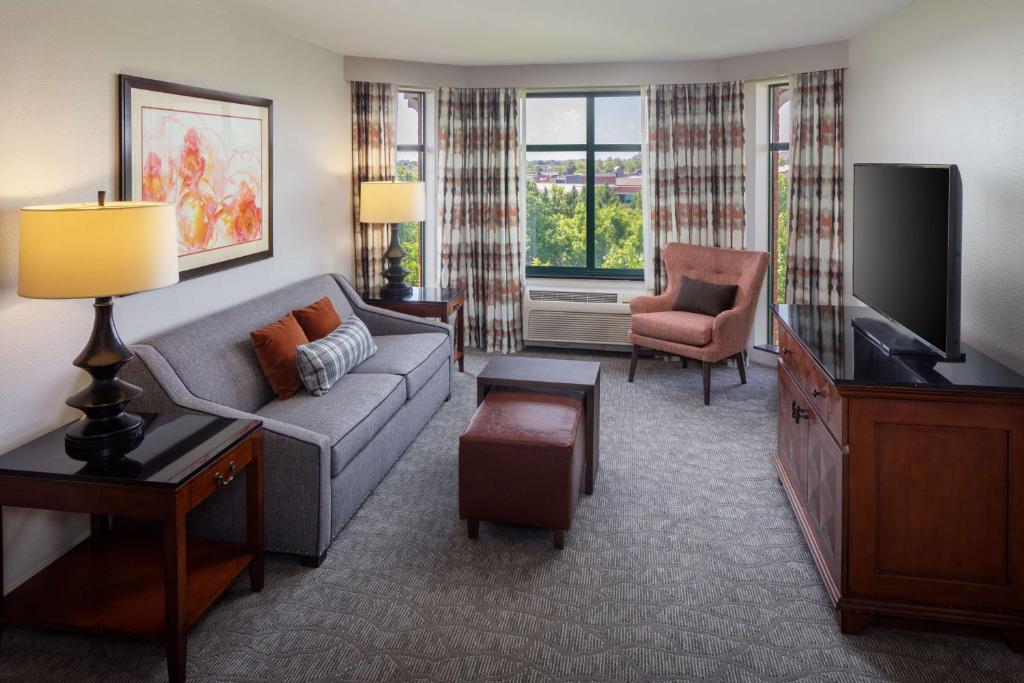 Homewood Suites by Hilton Rockville- Gaithersburg - Two Bedroom 1 King And 2 Queen Suite Non-Smoking