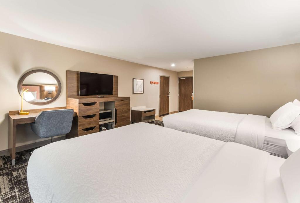 Hampton Inn & Suites Benton Harbor, MI - Chambre Queen Avec Deux Lits Queen