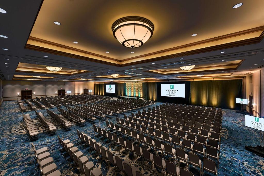 Embassy Suites by Hilton Scottsdale Resort photo