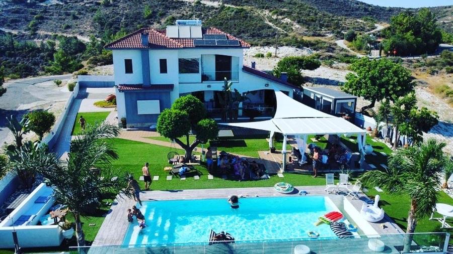 an aerial view of a house with a swimming pool at Kasparis View Residence in Pano Lefkara