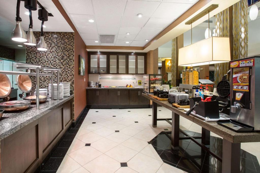 Hilton Garden Inn Salt Lake City/Layton photo