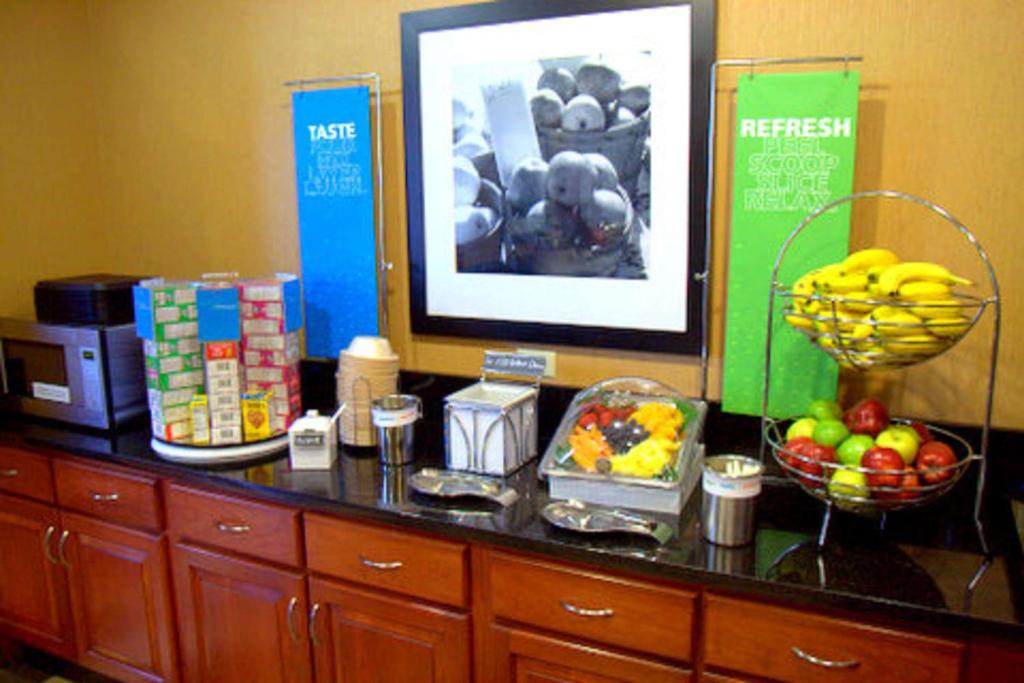 Hampton Inn & Suites, Springfield SW photo