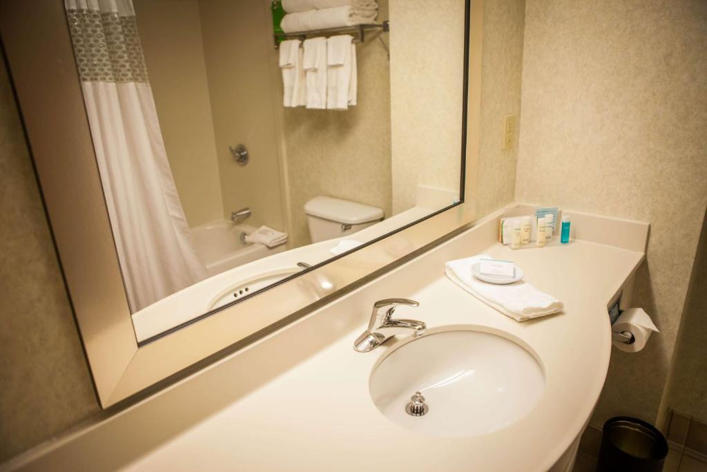 Hampton Inn & Suites, Springfield SW photo