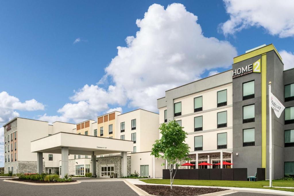 a rendering of the front of a hotel at Home2 Suites By Hilton Brunswick in Brunswick