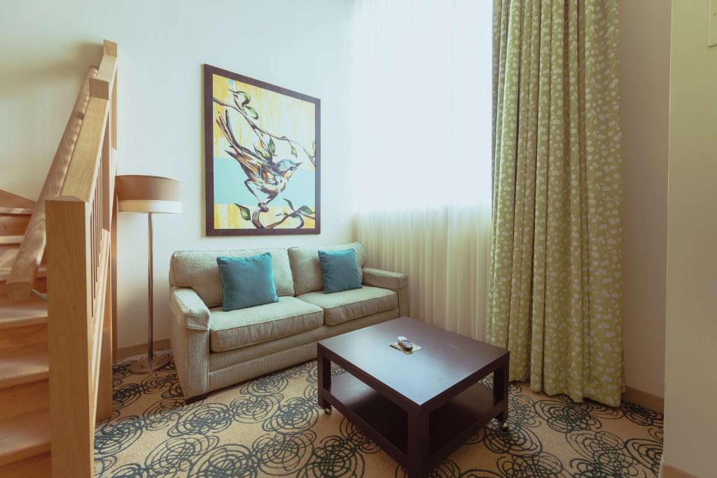 Posezení v ubytování Hotel Skyler Syracuse, Tapestry Collection by Hilton