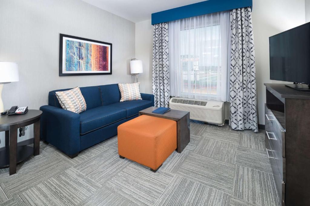 Homewood Suites By Hilton Tulsa Catoosa photo