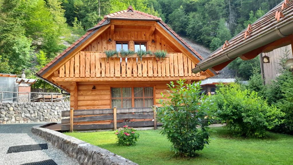 Zahrada ubytování Apartma in Bungalov Jezerci