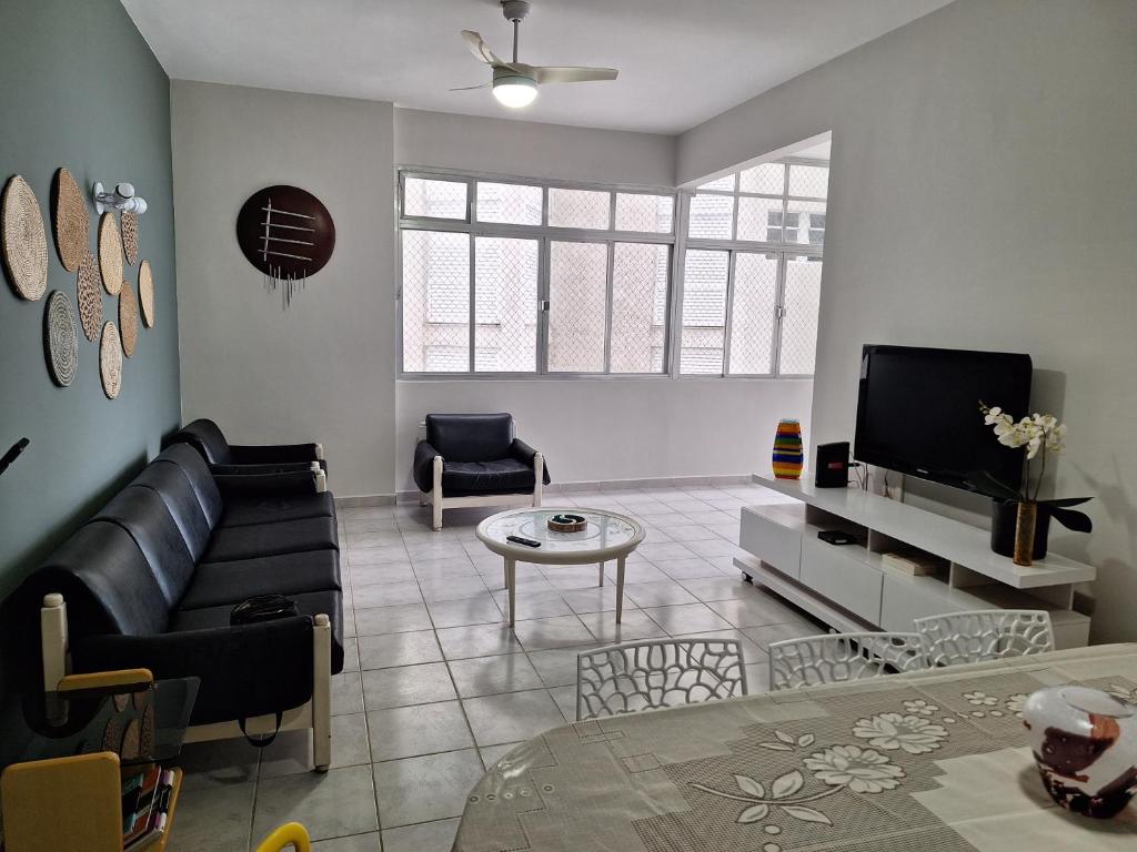 Apartamento Guarujá Pitangueiras - frente ao mar - Recém reformado