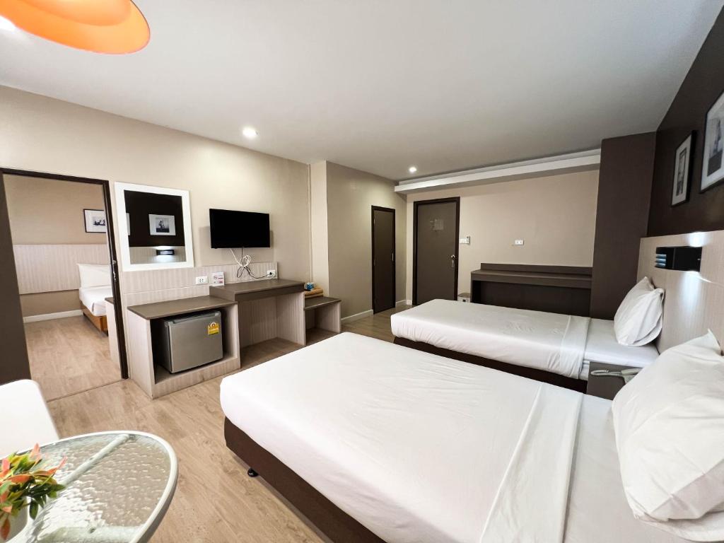 Srivichai Hotel - Connecting Superior Family Room