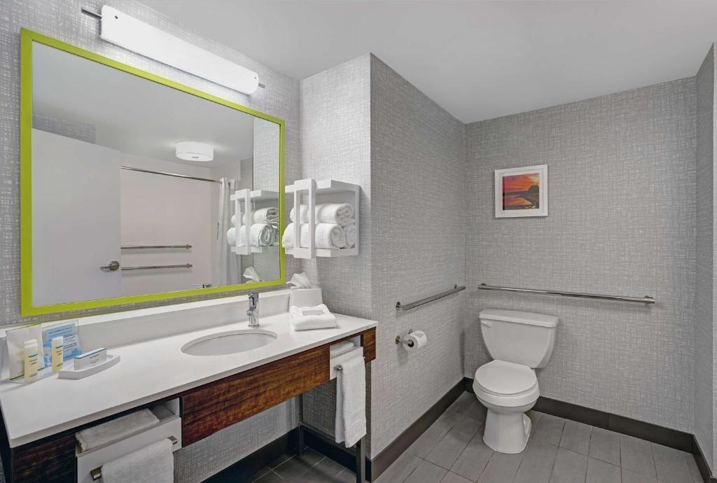 Koupelna v ubytování Hampton Inn Utica