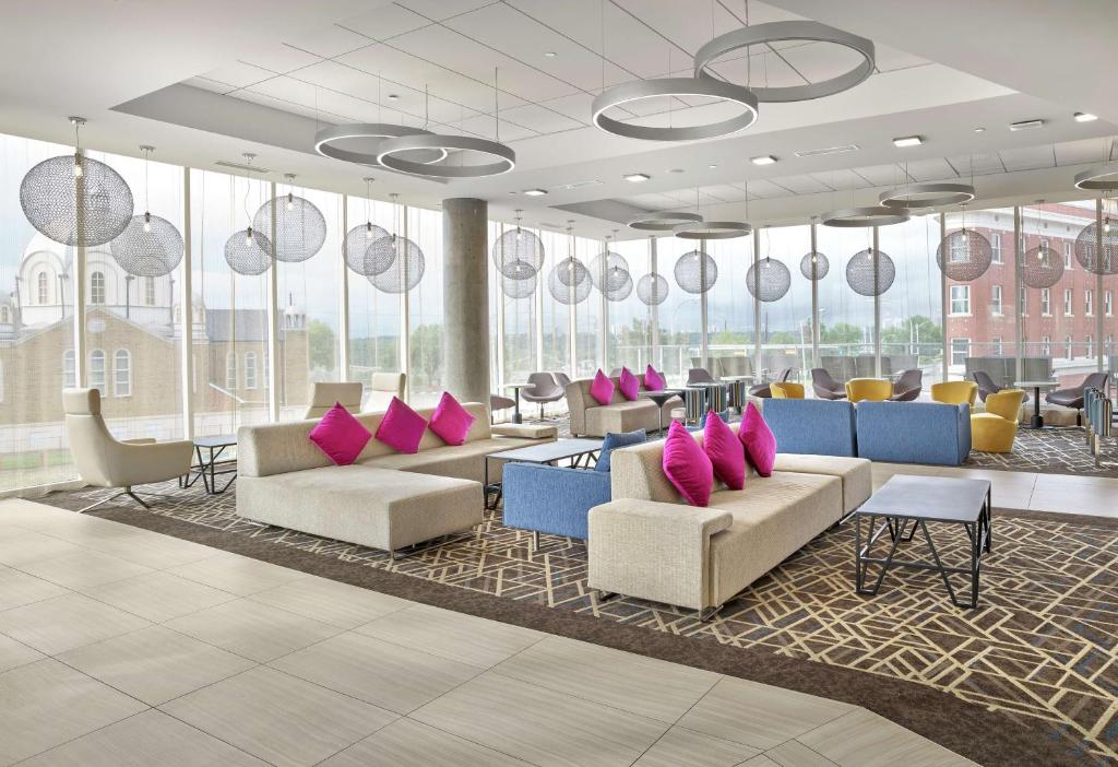 DoubleTree by Hilton Edmonton Downtown - Resim 12